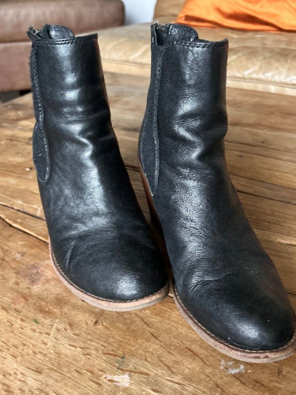 Sofft Tara Chelsea Boot Italian leather chunky black block heel bootie 8 - Picture 4 of 12